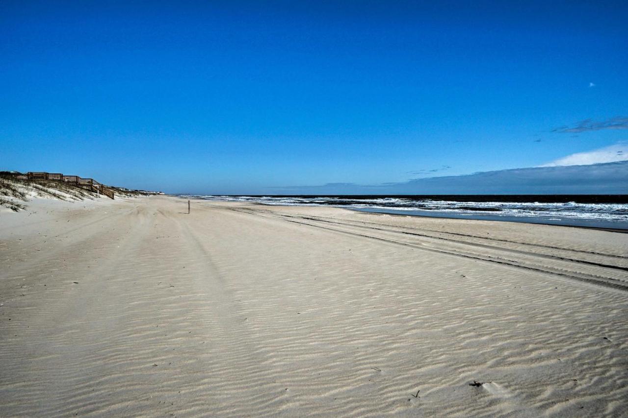 Apartamento Breezy Beach Retreat With 180-Degree Ocean Views! Carolina Beach Exterior foto