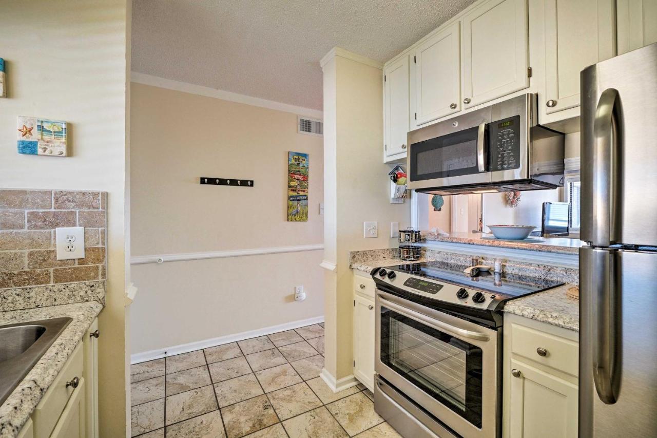 Apartamento Breezy Beach Retreat With 180-Degree Ocean Views! Carolina Beach Exterior foto